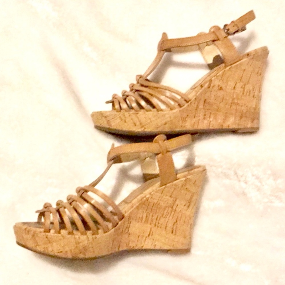 Flirty wedge sandals